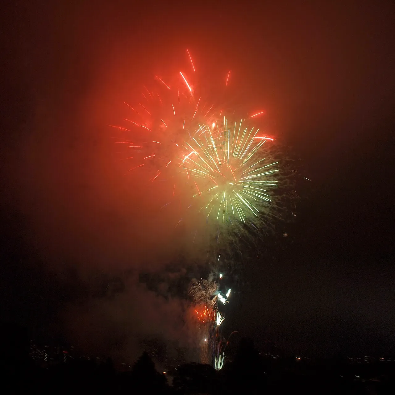 Fireworks above Aoba-ku during the Sendai Tanabata Fireworks Festival in 2009.